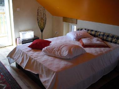 Schlafzimmer Bett 140x200