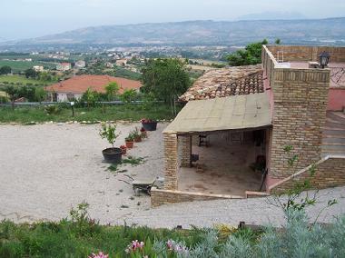 Villa in Roseto degli Abruzzi (Teramo) oder Ferienwohnung oder Ferienhaus