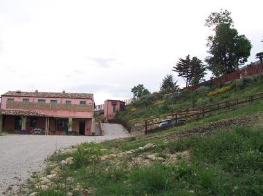 Villa in Roseto degli Abruzzi (Teramo) oder Ferienwohnung oder Ferienhaus
