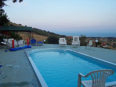 Villa in Roseto degli Abruzzi (Teramo) oder Ferienwohnung oder Ferienhaus
