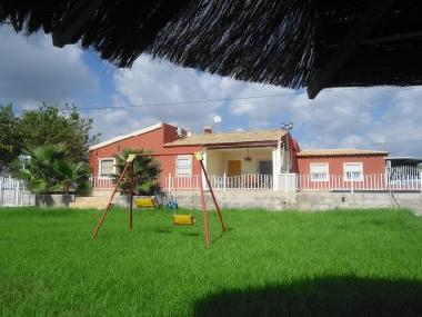 Ferienhaus in ELCHE (Alicante / Alacant) oder Ferienwohnung oder Ferienhaus