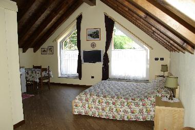 Pension in Claino con Osteno (Como) oder Ferienwohnung oder Ferienhaus