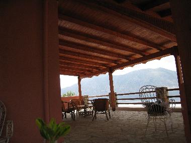 Balkon mit Dach