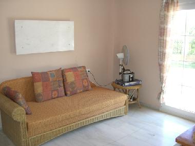 Schlafcouch 180x200 cm im Wohnzimmer