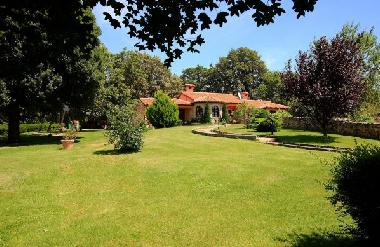 Villa in Marcana (Istarska) oder Ferienwohnung oder Ferienhaus