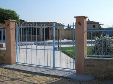 Ferienhaus in laudun (Gard) oder Ferienwohnung oder Ferienhaus