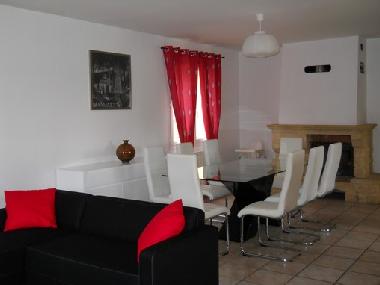 Ferienhaus in laudun (Gard) oder Ferienwohnung oder Ferienhaus
