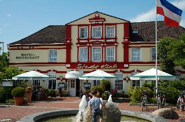 Marktplatz im Ostseebad Sch�nberg