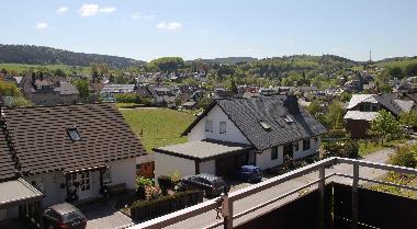 Ein Blick vom Balkon auf den Ort.