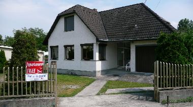 fabianjeno@hotmail.com