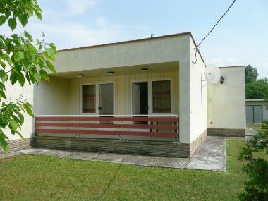 fabianjeno@hotmail.com