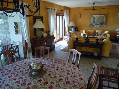Villa in belle mare (Flacq) oder Ferienwohnung oder Ferienhaus