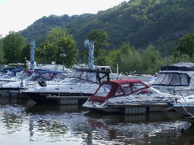 Yachthafen in Neumagen-Dhron