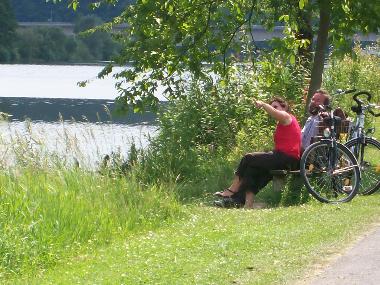 Radfahrer an der Mosel