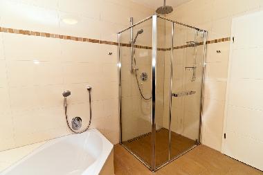 Ferienhaus in Gneven (Mecklenburg-Schwerin) oder Ferienwohnung oder Ferienhaus