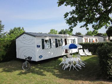 Chalet in Jard Sur Mer (Vende) oder Ferienwohnung oder Ferienhaus