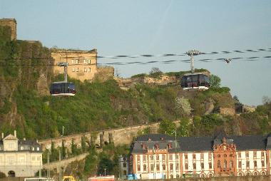 Festung mit neuer Seilbahn