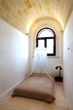 Asinelli- Schlafzimmer