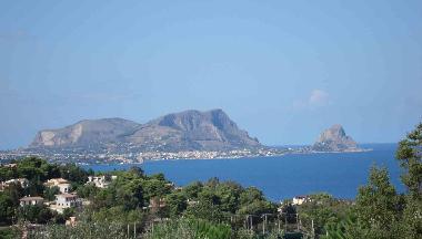 Villa in Altavilla Milicia (Palermo) oder Ferienwohnung oder Ferienhaus