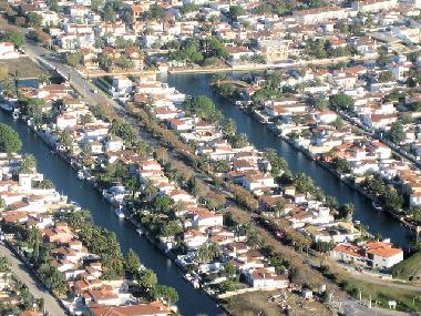 Villa in Empuriabrava (Girona) oder Ferienwohnung oder Ferienhaus