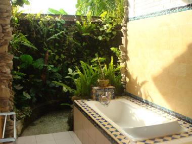 halboffenes Bad, Duschm�glichkeit im 