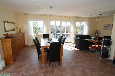 Meeresfunkeln: gro�z�giges Esszimmer