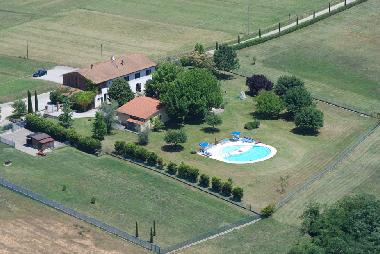 Villa in Orentano (Pisa) oder Ferienwohnung oder Ferienhaus