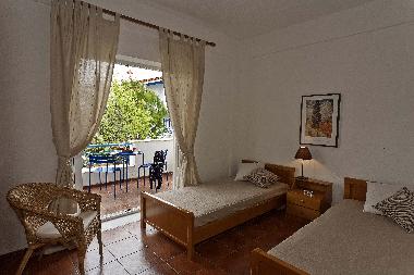 Schlafzimmer 4 - 2 Personen mit Balkon / Gartensicht