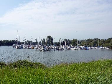 Marina (Hooksmeer)