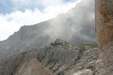 Blick zur�ck auf das Rifugio C. Franchetti