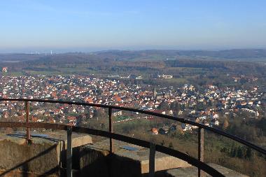 Panoramablick von der histor. Iburg auf Bad Driburg und den Naturpark Eggegebirge/Sdl. Teutob. Wald