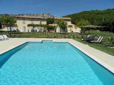 Ferienhaus in MERINDOL (Vaucluse) oder Ferienwohnung oder Ferienhaus