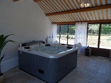 Ferienhaus in MERINDOL (Vaucluse) oder Ferienwohnung oder Ferienhaus