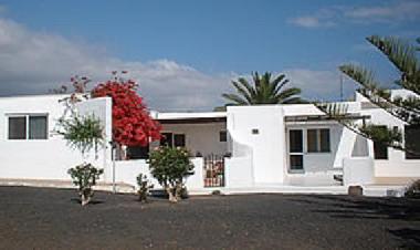 Ferienwohnung in Puerto Calero / Macher (Lanzarote) oder Ferienwohnung oder Ferienhaus