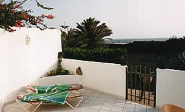 Ferienwohnung in Puerto Calero / Macher (Lanzarote) oder Ferienwohnung oder Ferienhaus