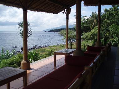 Restaurant und bucht von Tulamben