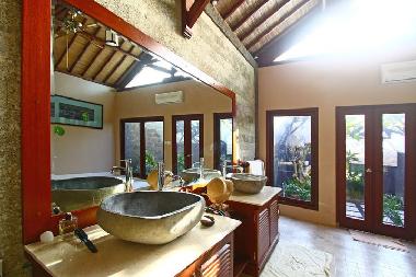 Villa in Tegal besar (Bali) oder Ferienwohnung oder Ferienhaus