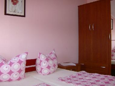 Zimmer mit Dusche und K�hlschank