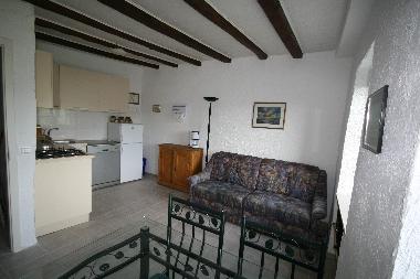 Wohnraum mit Kochnische/FeWo