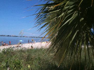 ... in nur 2 Minuten sind Sie am Cape Coral Beach...
