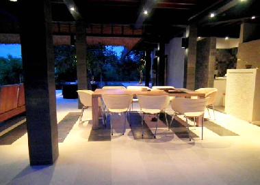 Villa in Dencarik (Bali) oder Ferienwohnung oder Ferienhaus