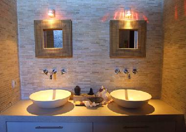 Villa in Dencarik (Bali) oder Ferienwohnung oder Ferienhaus