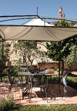 Ferienwohnung in MONTALCINO (Siena) oder Ferienwohnung oder Ferienhaus