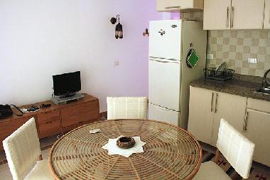 full equipted kitchen, aircondition, tv,  fridge, freezer, toaster.