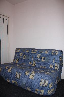 Zimmer mit Sofa