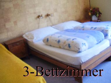 Zimmer mit 3 Betten