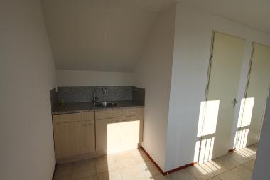 halle mit kleine Pantri bei zugang zum Sonnenterasse