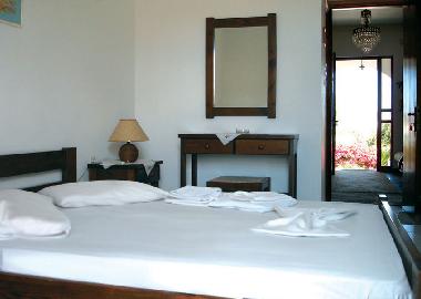 Hotel in PAROS (Kyklades) oder Ferienwohnung oder Ferienhaus