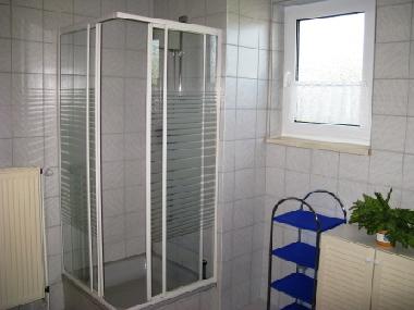 Gemtliches Wohnzimmer mit viele Platz.