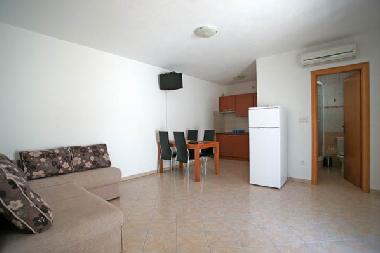 Ferienhaus in Okrug Gornji (Splitsko-Dalmatinska) oder Ferienwohnung oder Ferienhaus